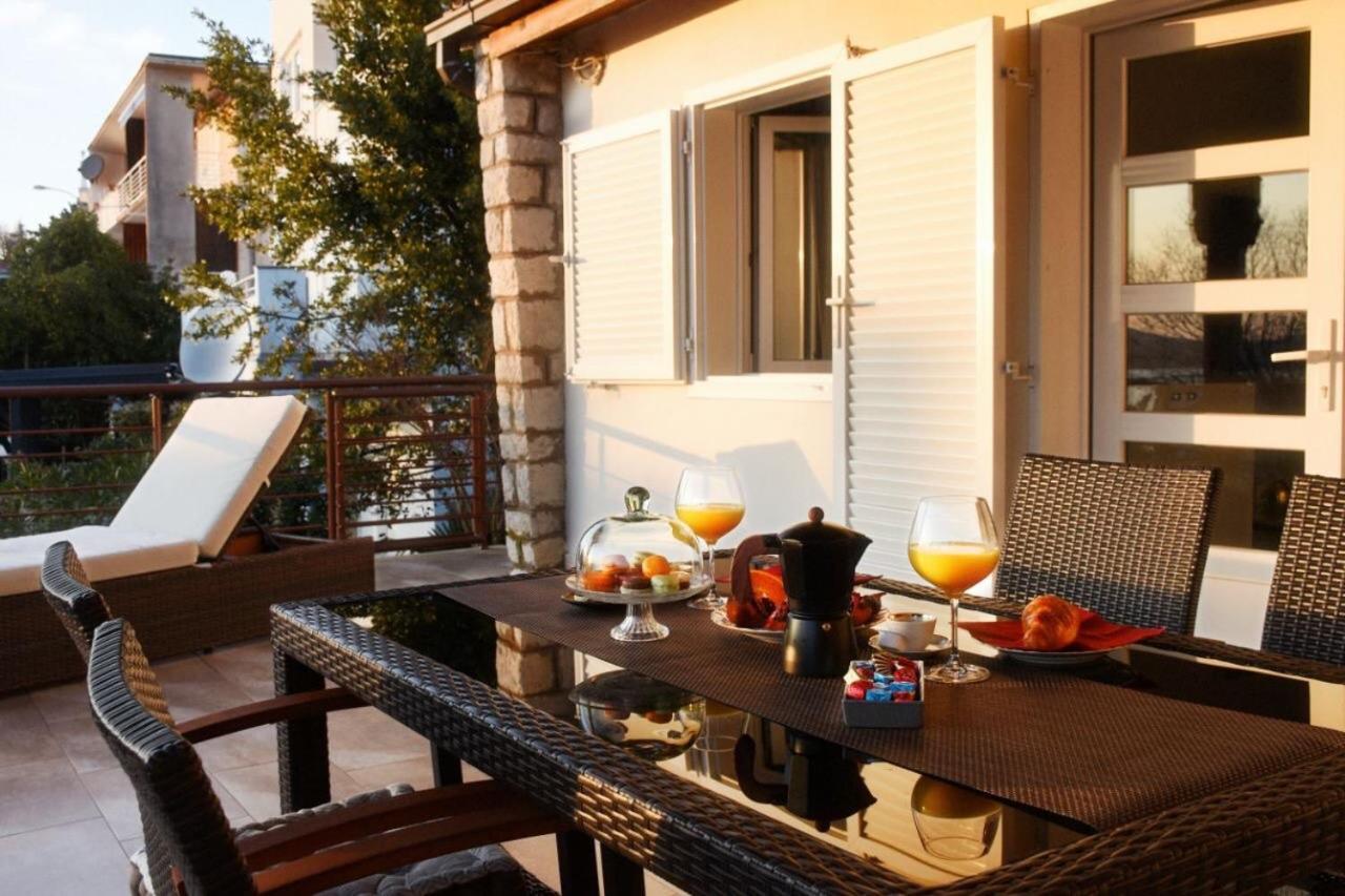 Selce Holiday Buitenkant foto